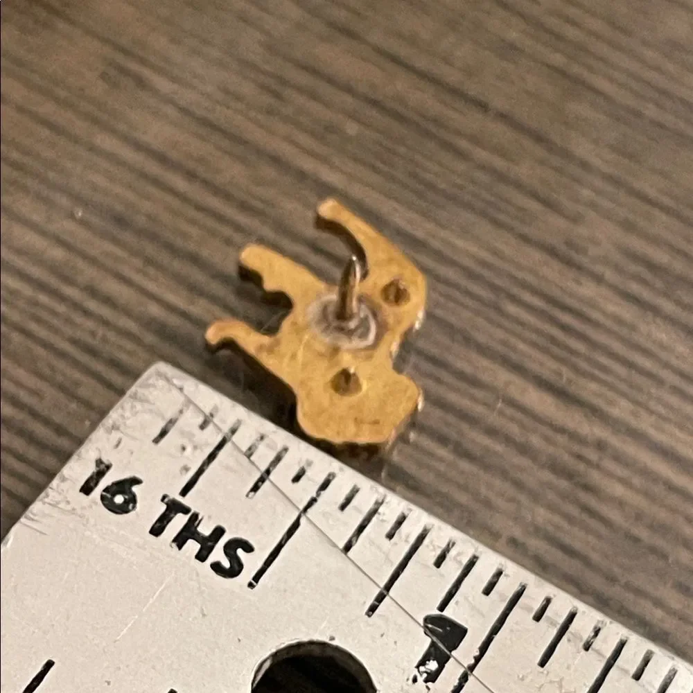 Vintage Bulldog Lapel Pin MACK TRUCK Dog Collectible Brooch Tie Tack